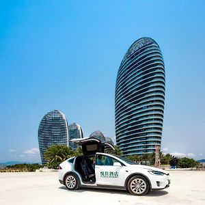 Sanya Phoenix Island Yuejia Flat